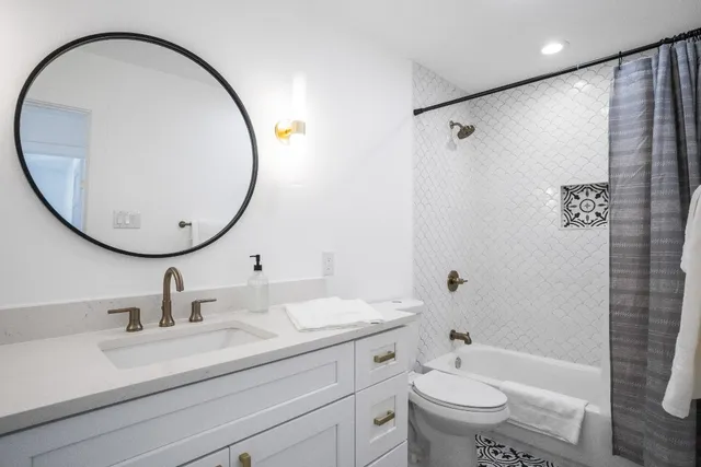 $9,500 | 2001 Wychwood Drive, Austin, TX 78746