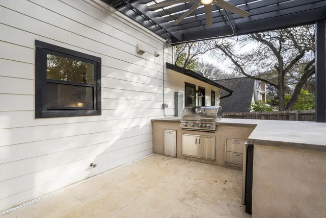 $9,500 | 2001 Wychwood Drive, Austin, TX 78746