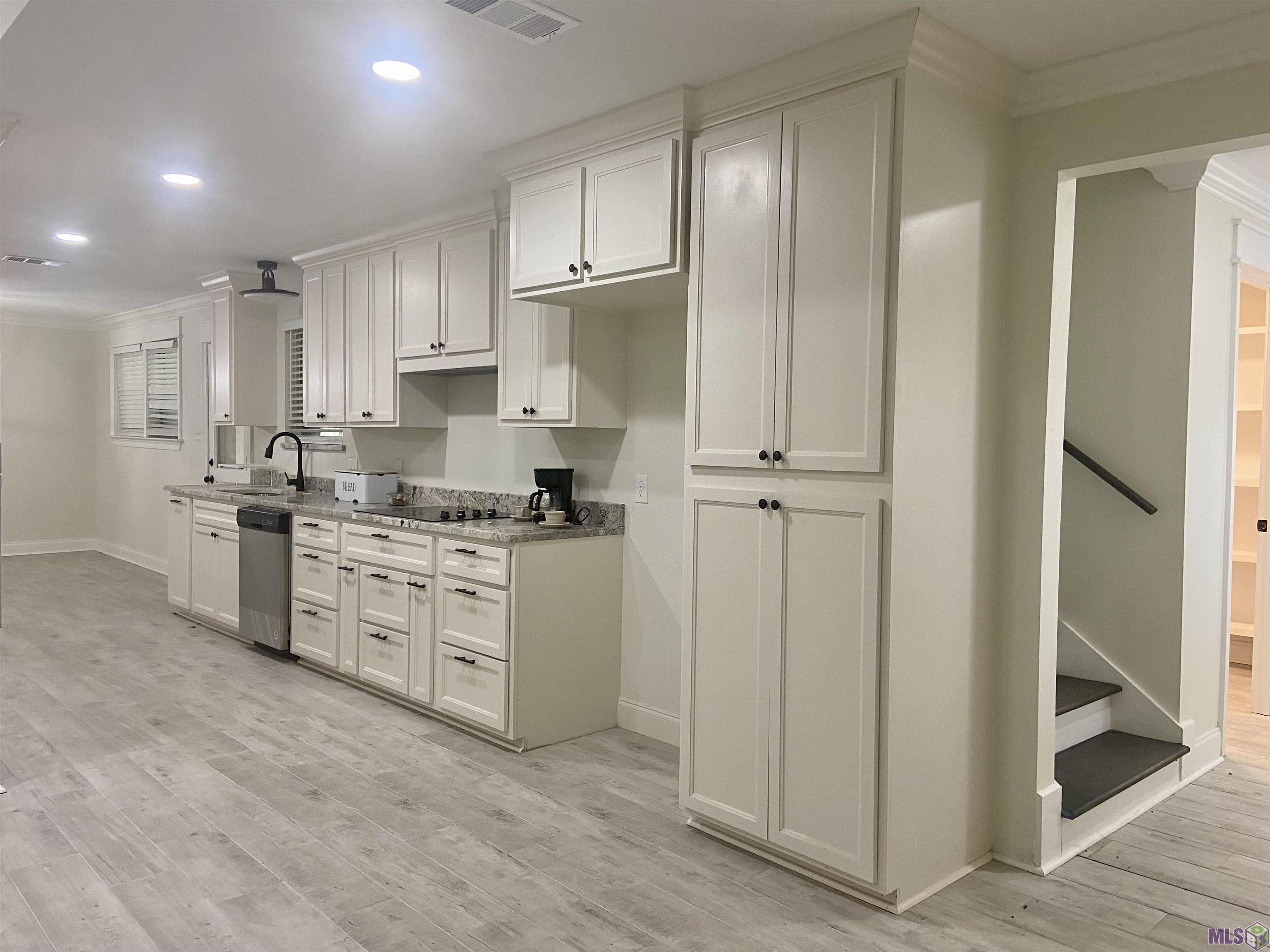 4310 Bluebonnet Road Baton Rouge, LA 70809 - Photo 7 of 25