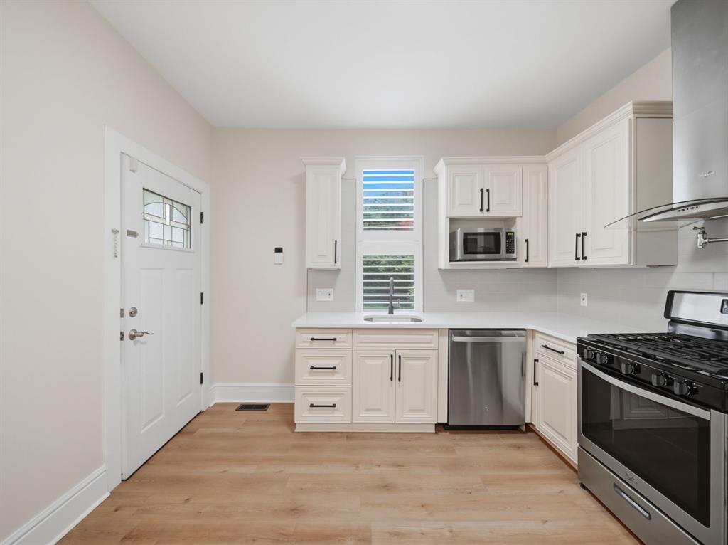 357 Lehigh Avenue Pittsburgh, PA 15232 - Photo 7 of 28