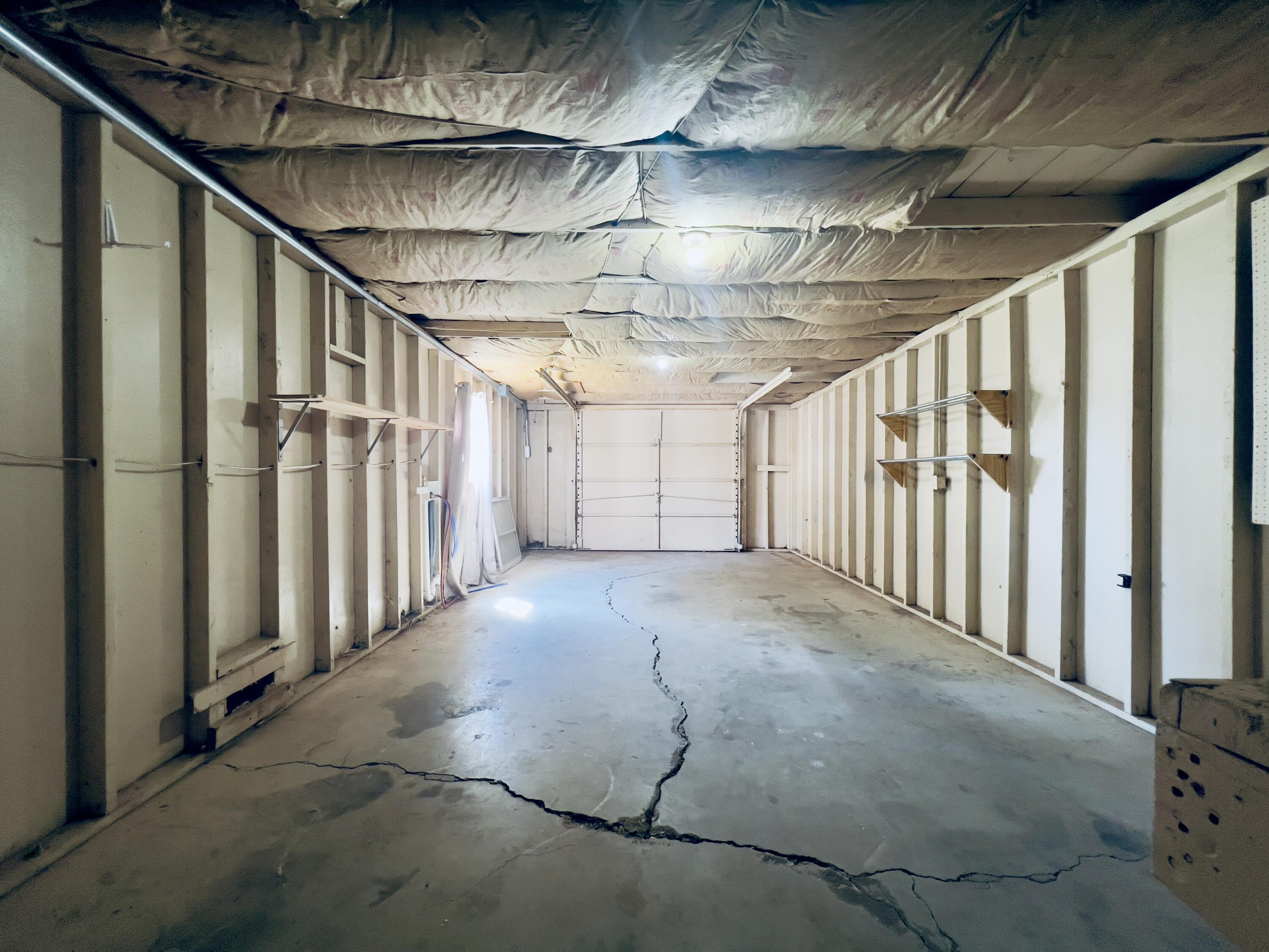 4205 39th Street Lubbock, TX 79413 - Photo 19 of 23 IMG_9459 2