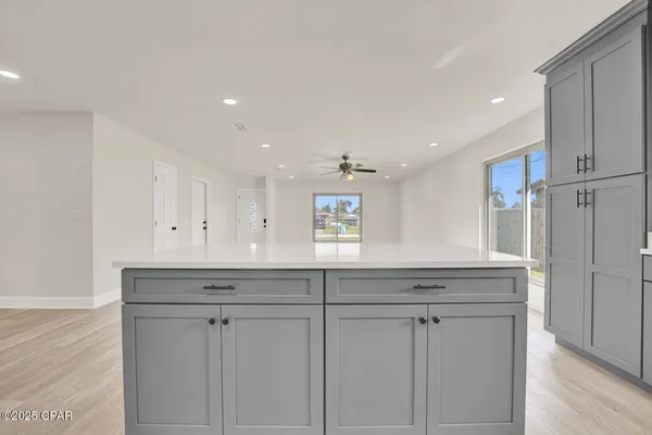 $2,500 | 5204 Park Street, Panama City, FL 32404