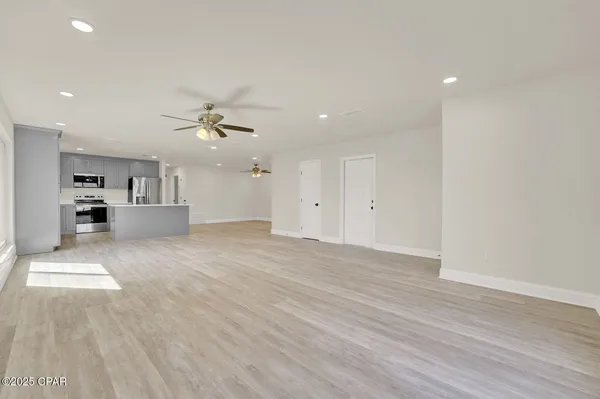 $2,500 | 5204 Park Street, Panama City, FL 32404