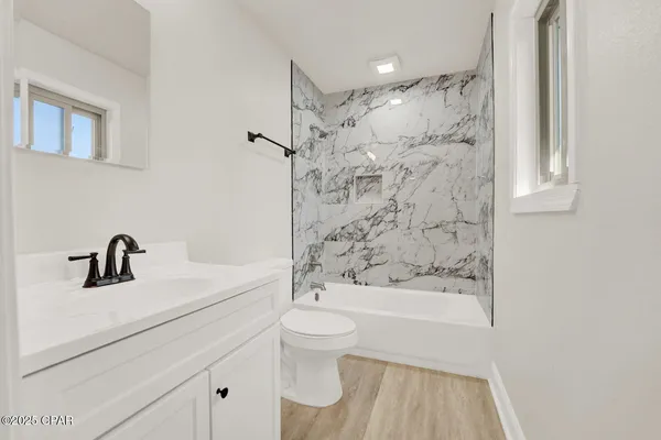 $2,500 | 5204 Park Street, Panama City, FL 32404