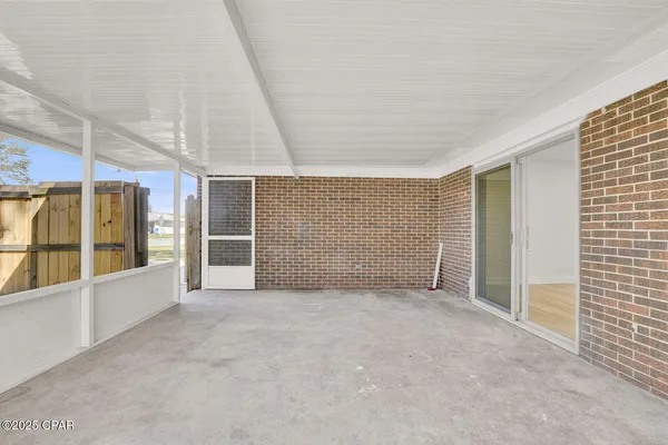 $2,500 | 5204 Park Street, Panama City, FL 32404