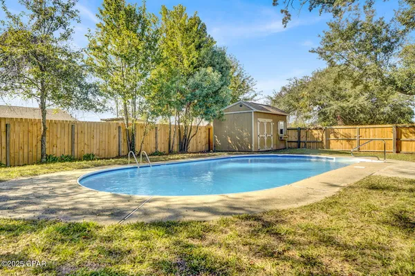 $2,500 | 5204 Park Street, Panama City, FL 32404