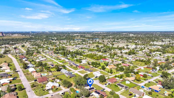 $2,500 | 5204 Park Street, Panama City, FL 32404