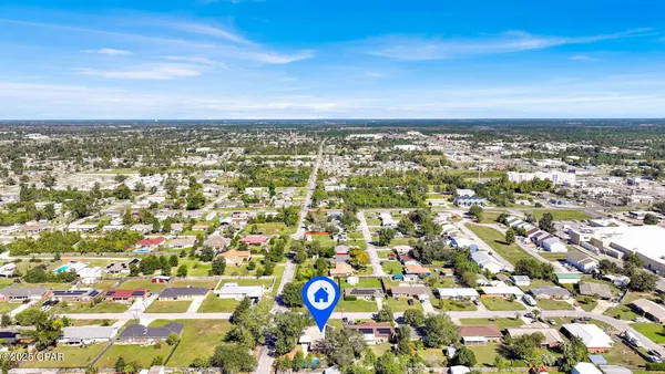 $2,500 | 5204 Park Street, Panama City, FL 32404