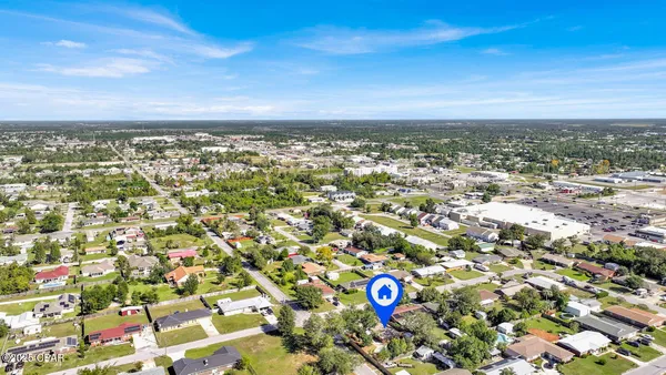 $2,500 | 5204 Park Street, Panama City, FL 32404