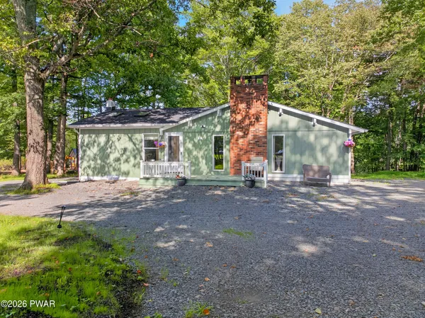 $265,000 | 229 Lake Forest Drive, Dingmans Ferry, PA 18328