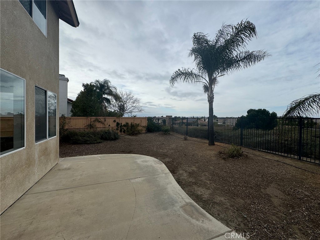 31970 Cercle Chambertin Temecula, CA 92591 - Photo 41 of 45 a view of a outdoor space