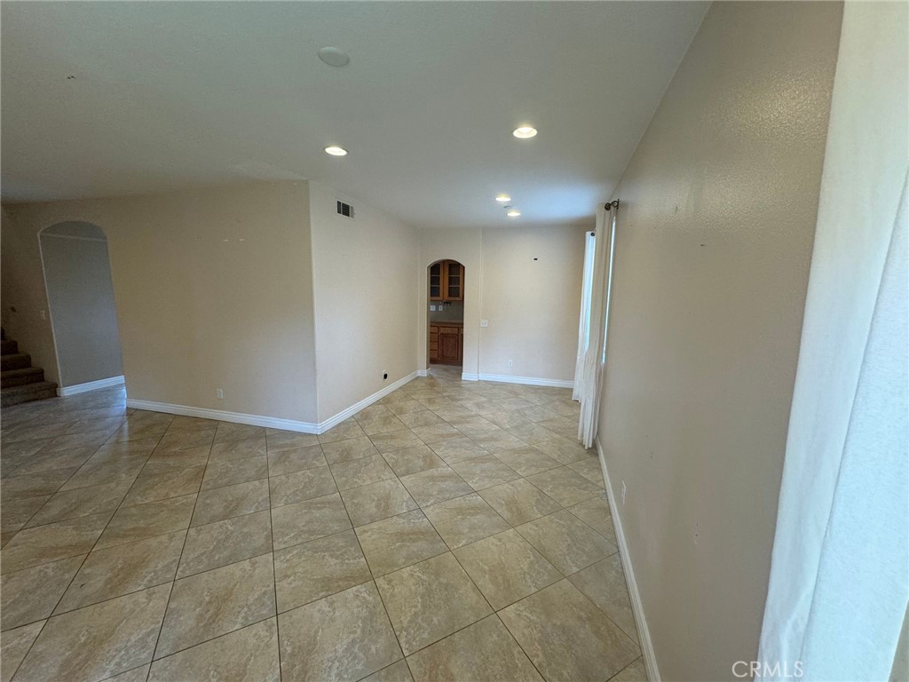 31970 Cercle Chambertin Temecula, CA 92591 - Photo 7 of 45 a view of a hallway