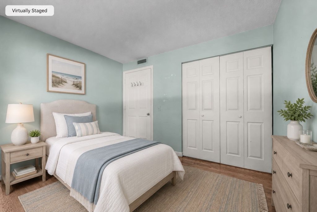 18 Beal's Cove Road, Unit H Hingham, MA 02043 - Photo 8 of 29