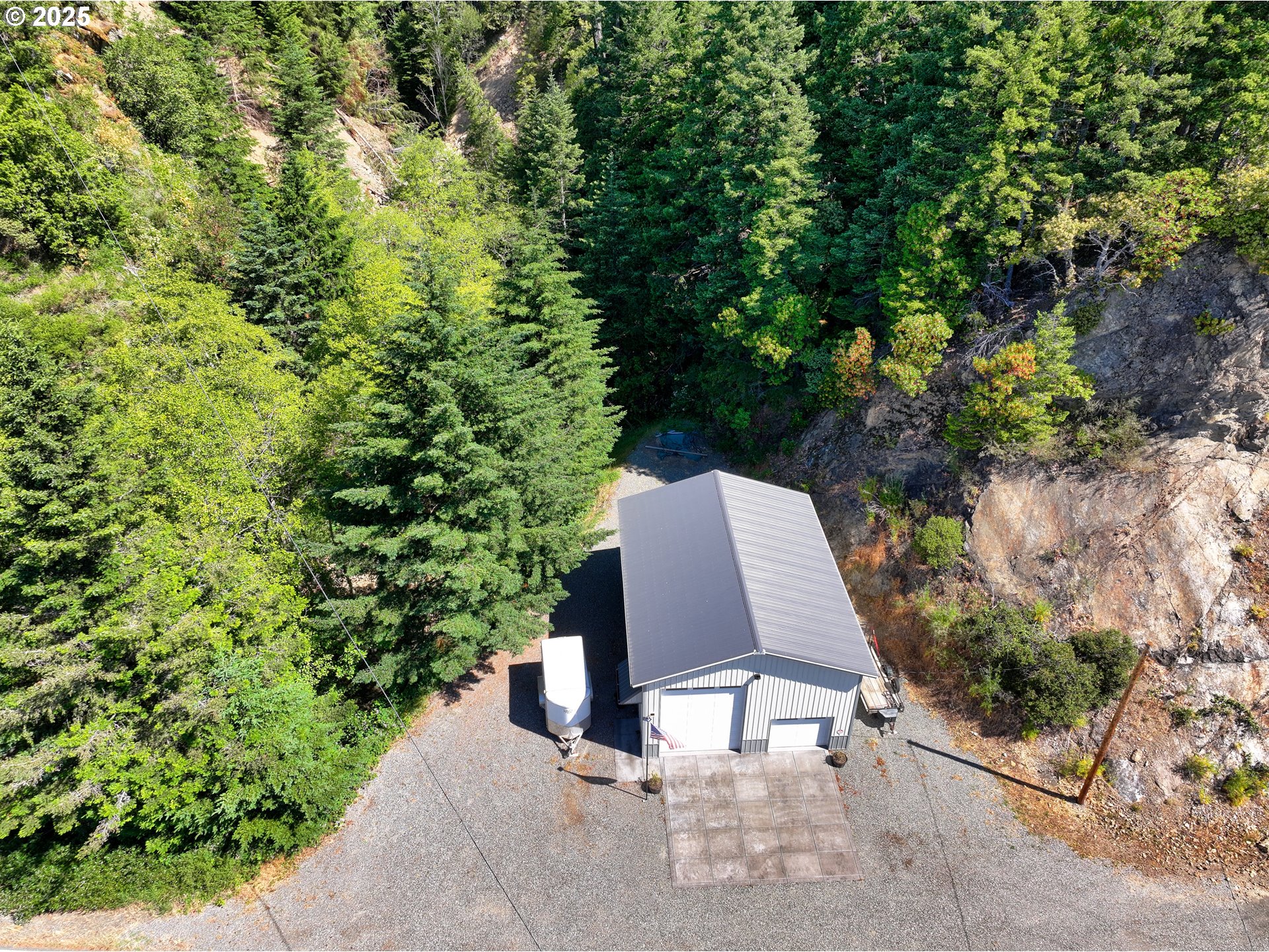 95950 North Bank Rogue River Road Gold Beach, OR 97444 - Photo 24 of 44 Kitchen