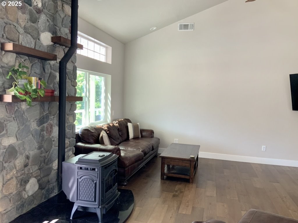 95950 North Bank Rogue River Road Gold Beach, OR 97444 - Photo 36 of 44 Bathroom