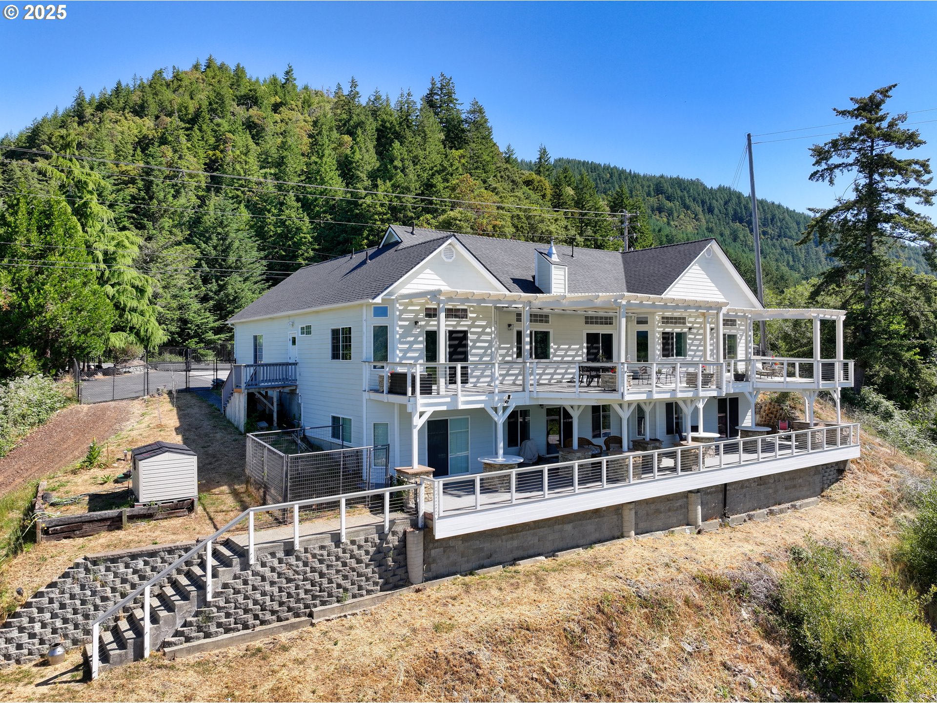 95950 North Bank Rogue River Road Gold Beach, OR 97444 - Photo 7 of 44 Yard