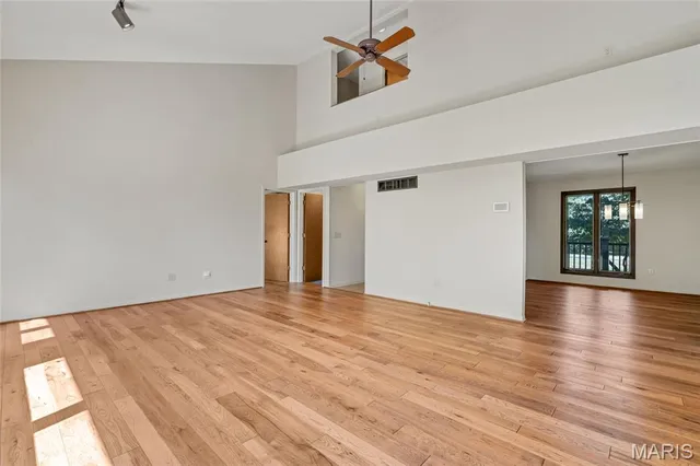 $475,000 | 17946 Paradise Drive, Wildwood, MO 63038