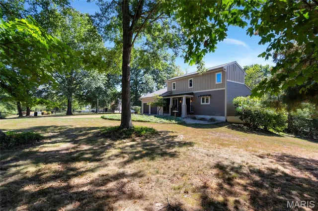 $475,000 | 17946 Paradise Drive, Wildwood, MO 63038