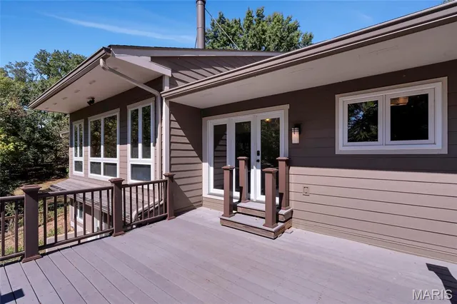 $475,000 | 17946 Paradise Drive, Wildwood, MO 63038