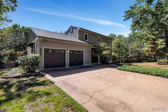 $475,000 | 17946 Paradise Drive, Wildwood, MO 63038