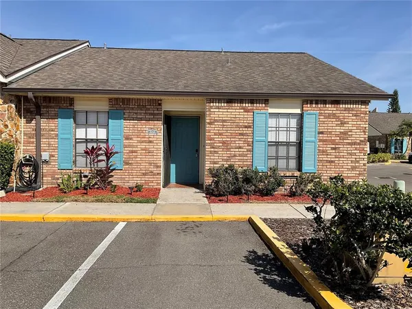 $2,300 | 8701 Carroll Palm Place, Tampa, FL 33614