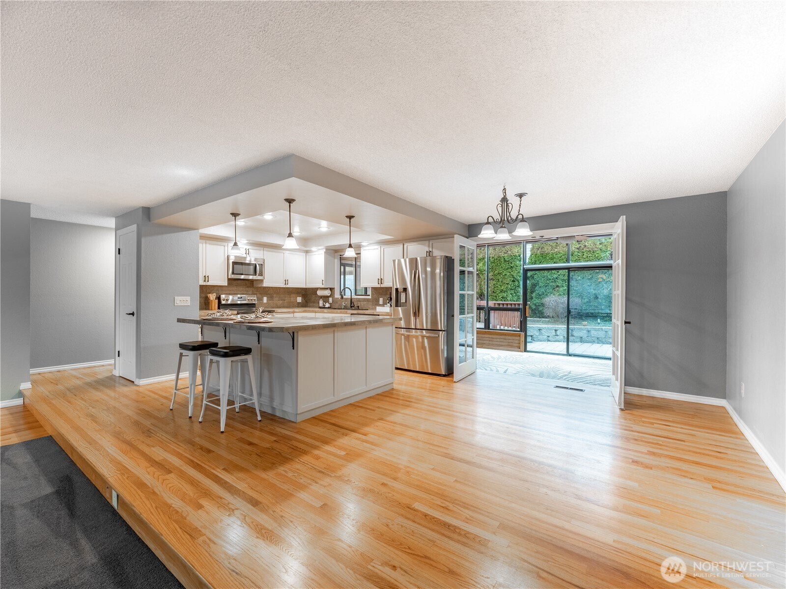 1320 Wedgewood Avenue Wenatchee, WA 98801 - Photo 9 of 39