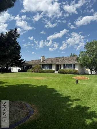 $995,000 | 836 East 1400 North, Shelley, ID 83274