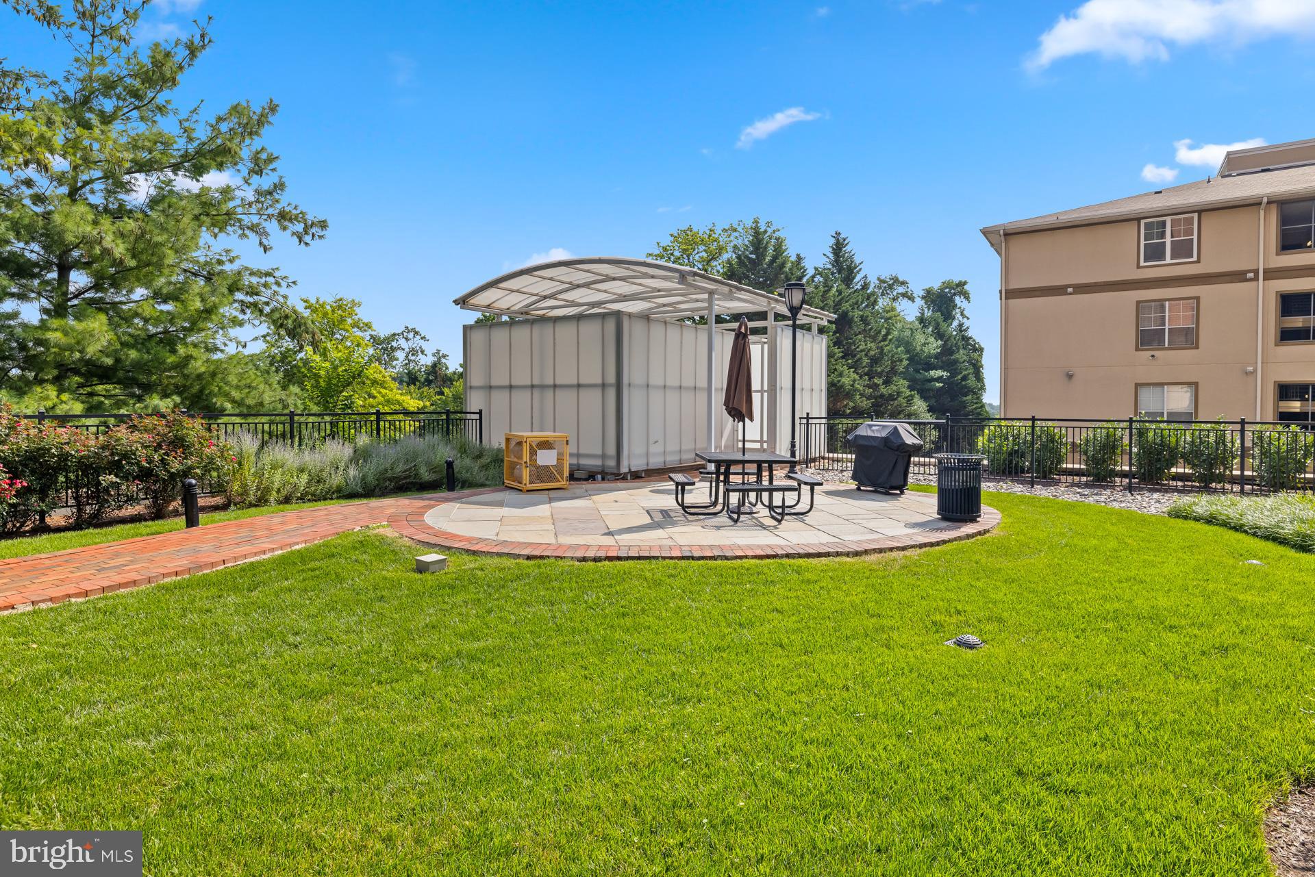 11710 Old Georgetown Road, Unit 1116W North Bethesda, MD 20852 - Photo 49 of 52 Serene outdoor space for relaxation and gatheri...