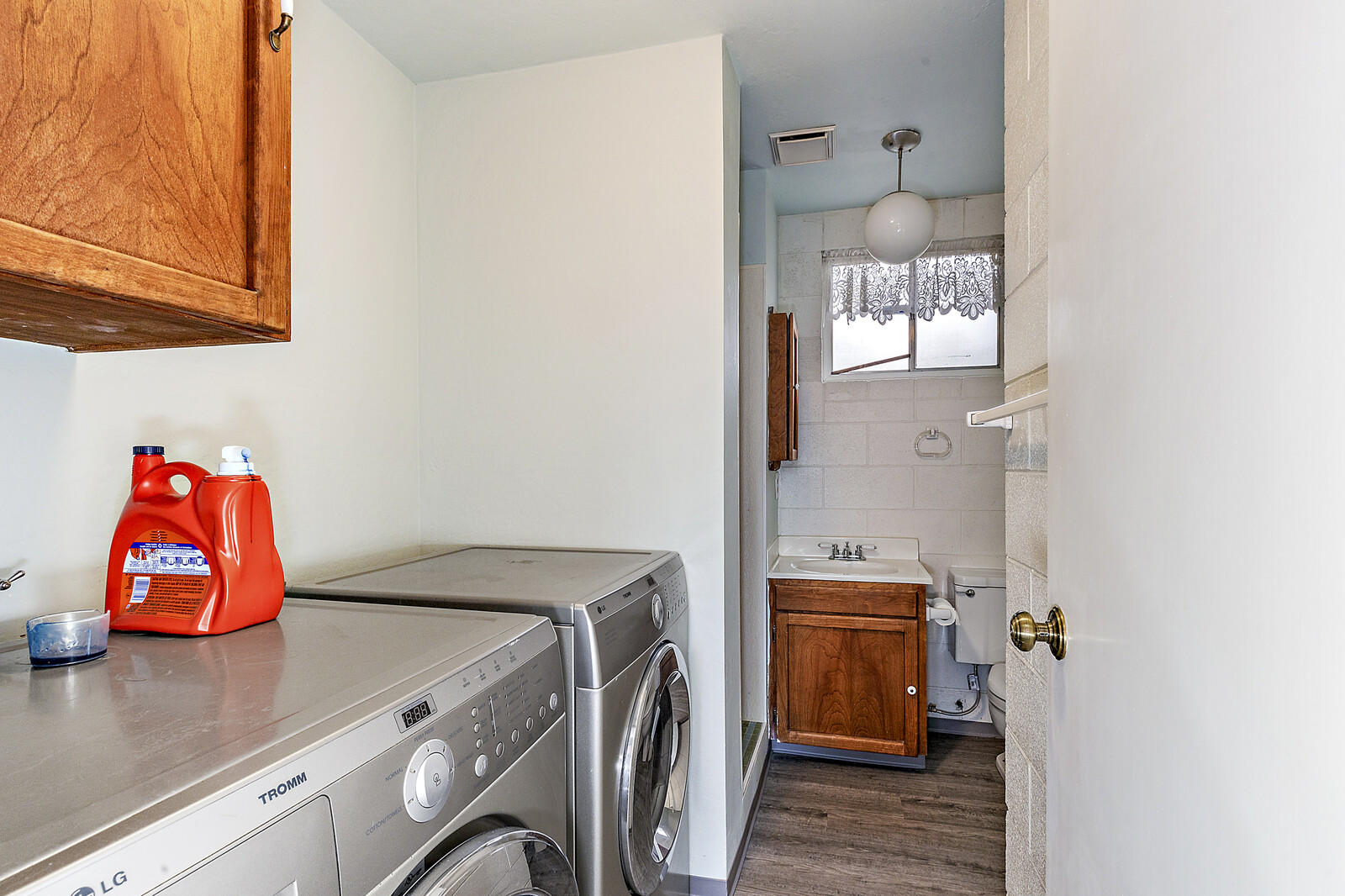 1306 Ridge Way Medford, OR 97504 - Photo 23 of 36 24