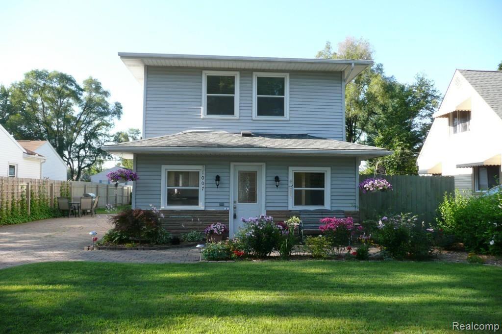 1007 Michigan Street Brighton, MI 48116 - Photo 2 of 30