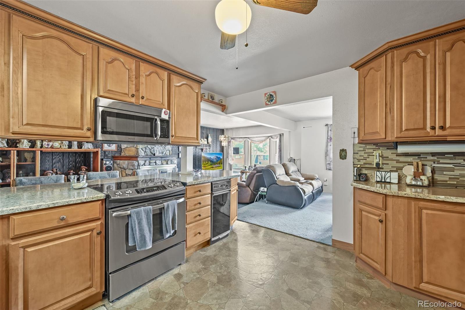 8261 Bluebell Way Denver, CO 80221 - Photo 13 of 30 Gallery Image 13