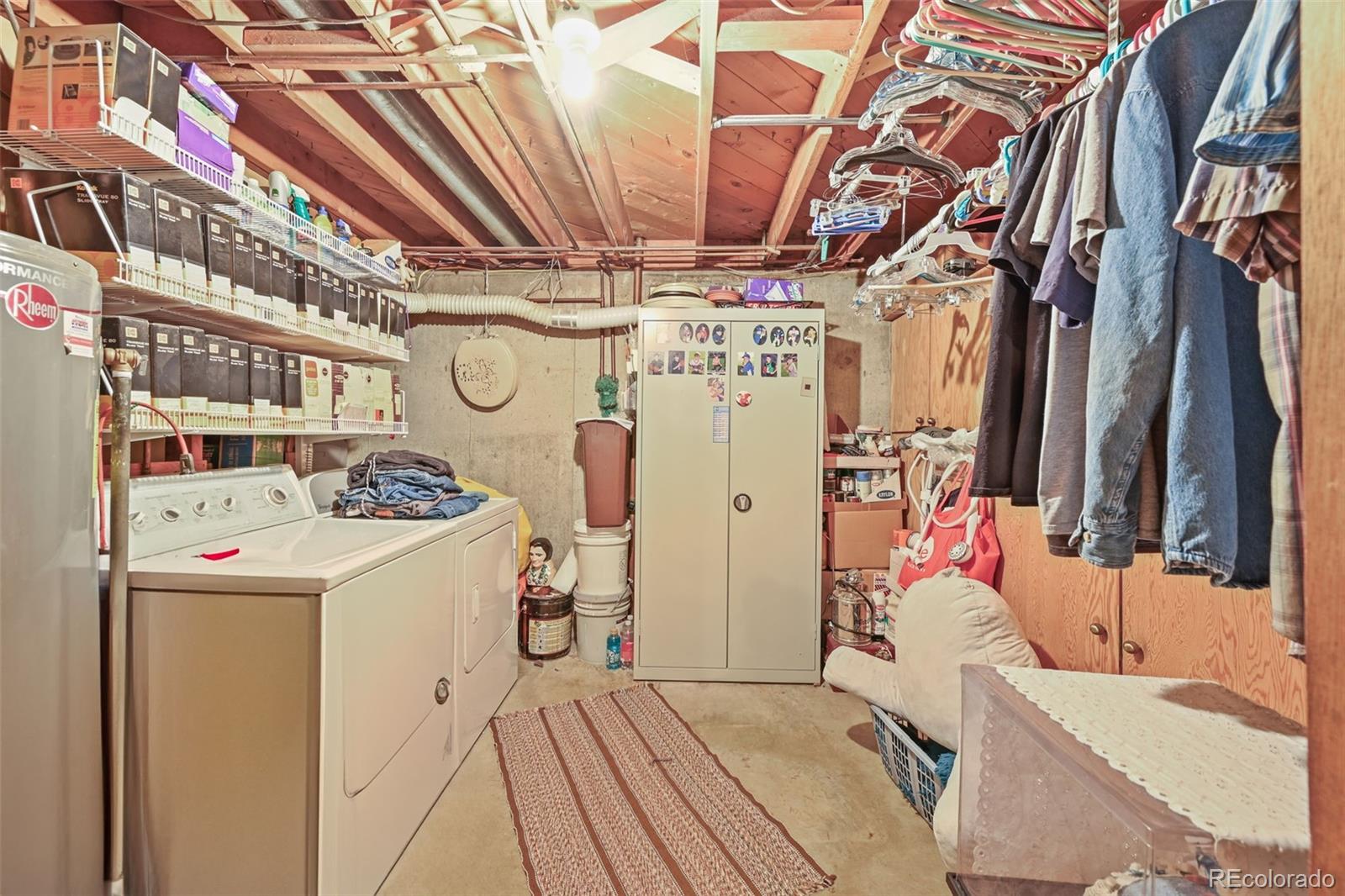 8261 Bluebell Way Denver, CO 80221 - Photo 26 of 30 Gallery Image 26