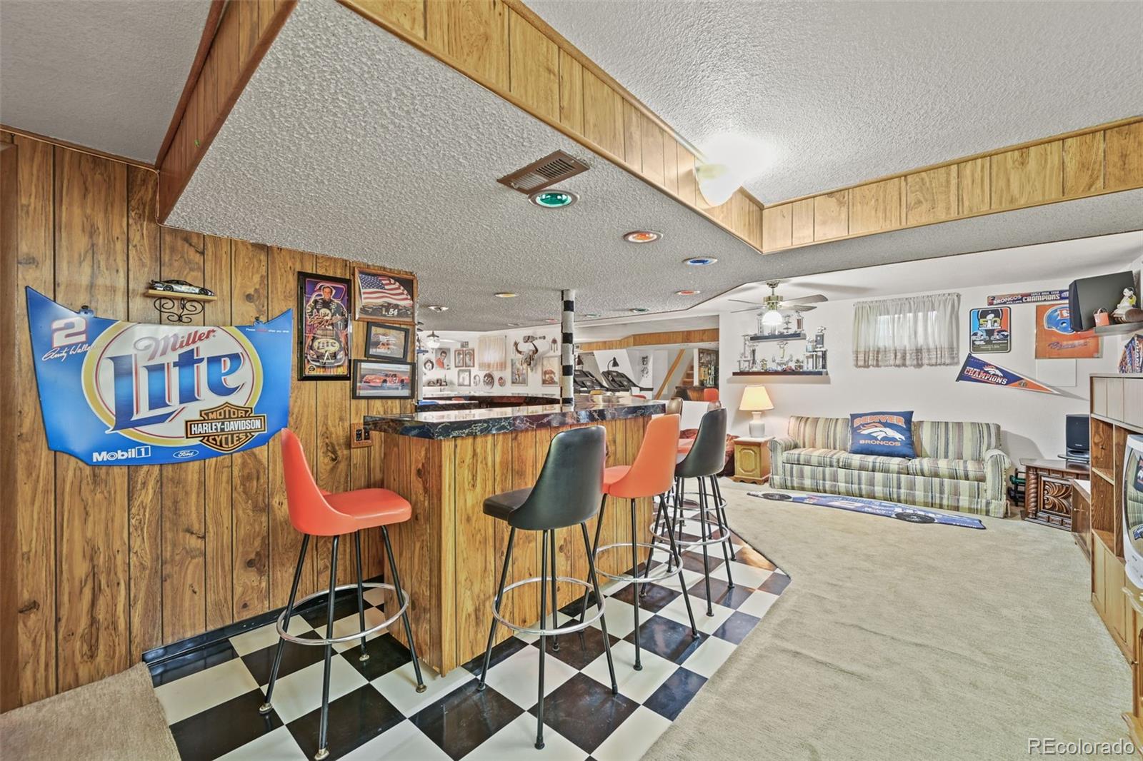 8261 Bluebell Way Denver, CO 80221 - Photo 27 of 30 Gallery Image 27
