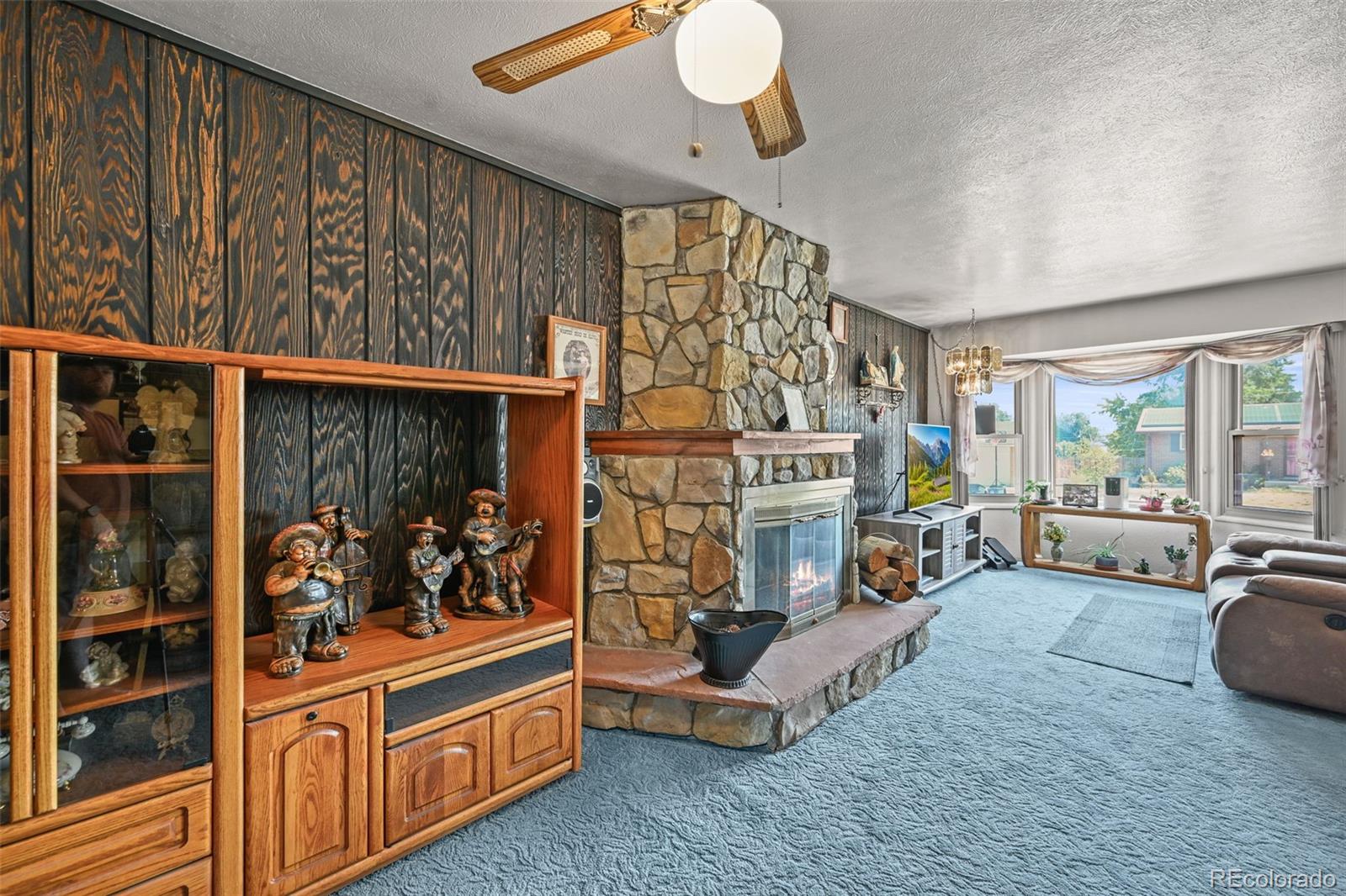 8261 Bluebell Way Denver, CO 80221 - Photo 9 of 30 Gallery Image 9