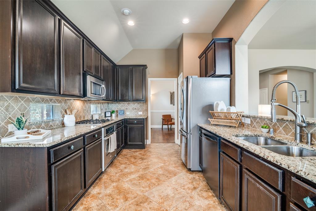 619 Louder Way Fate, TX 75087 - Photo 9 of 22 granite countertops