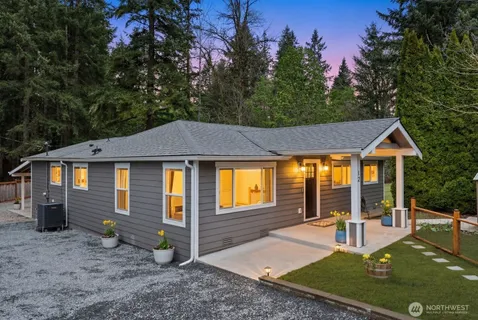 $999,998 | 18916 Highway 9, Snohomish, WA 98296