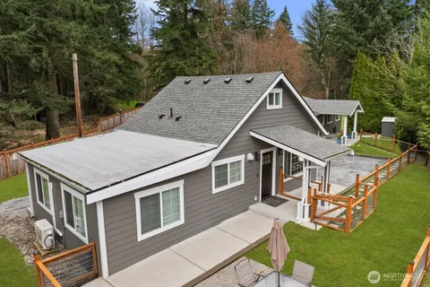 $999,998 | 18916 Highway 9, Snohomish, WA 98296