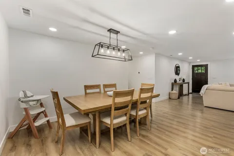 $999,998 | 18916 Highway 9, Snohomish, WA 98296