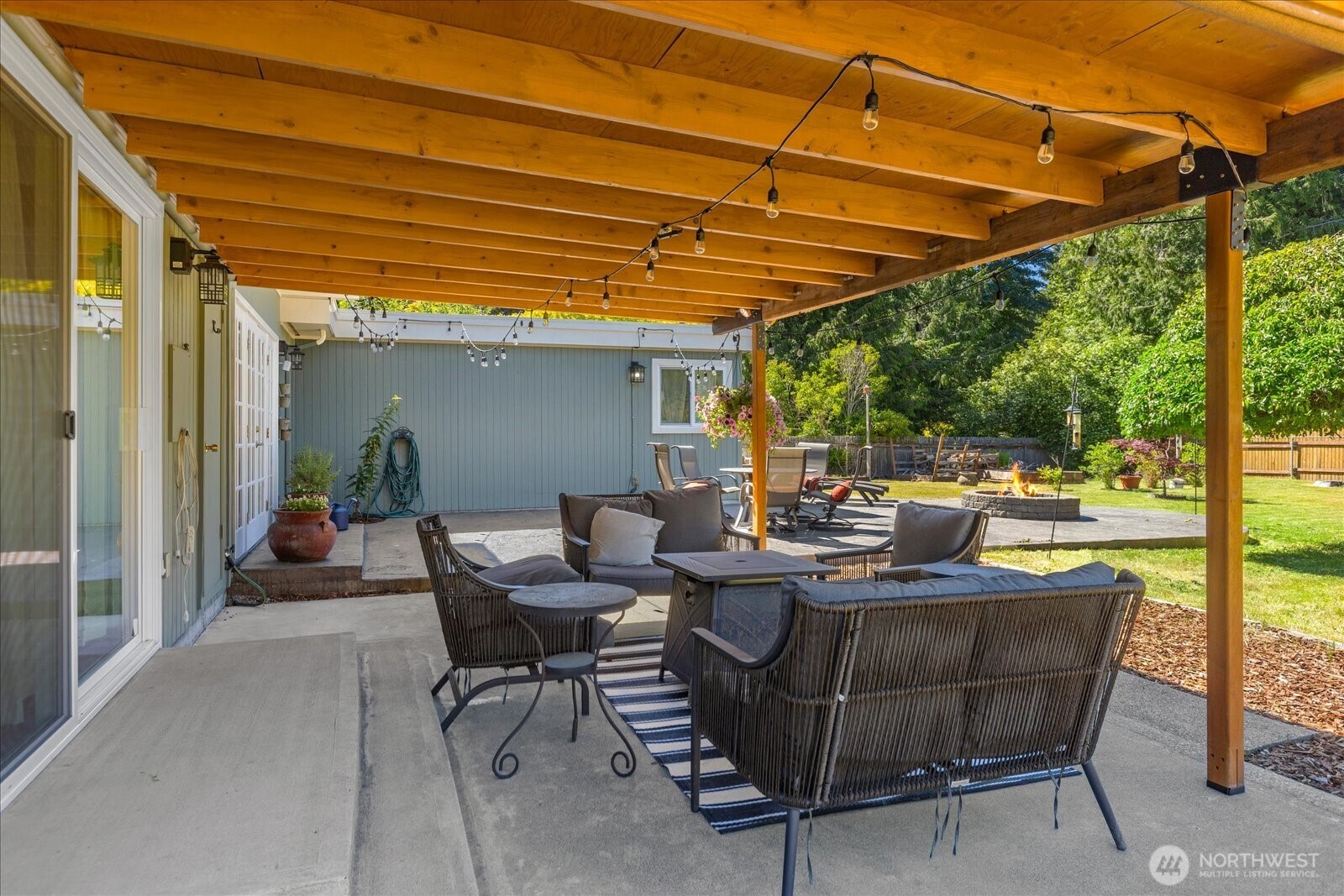 8119 190th Street Southwest Edmonds, WA 98026 - Photo 27 of 37