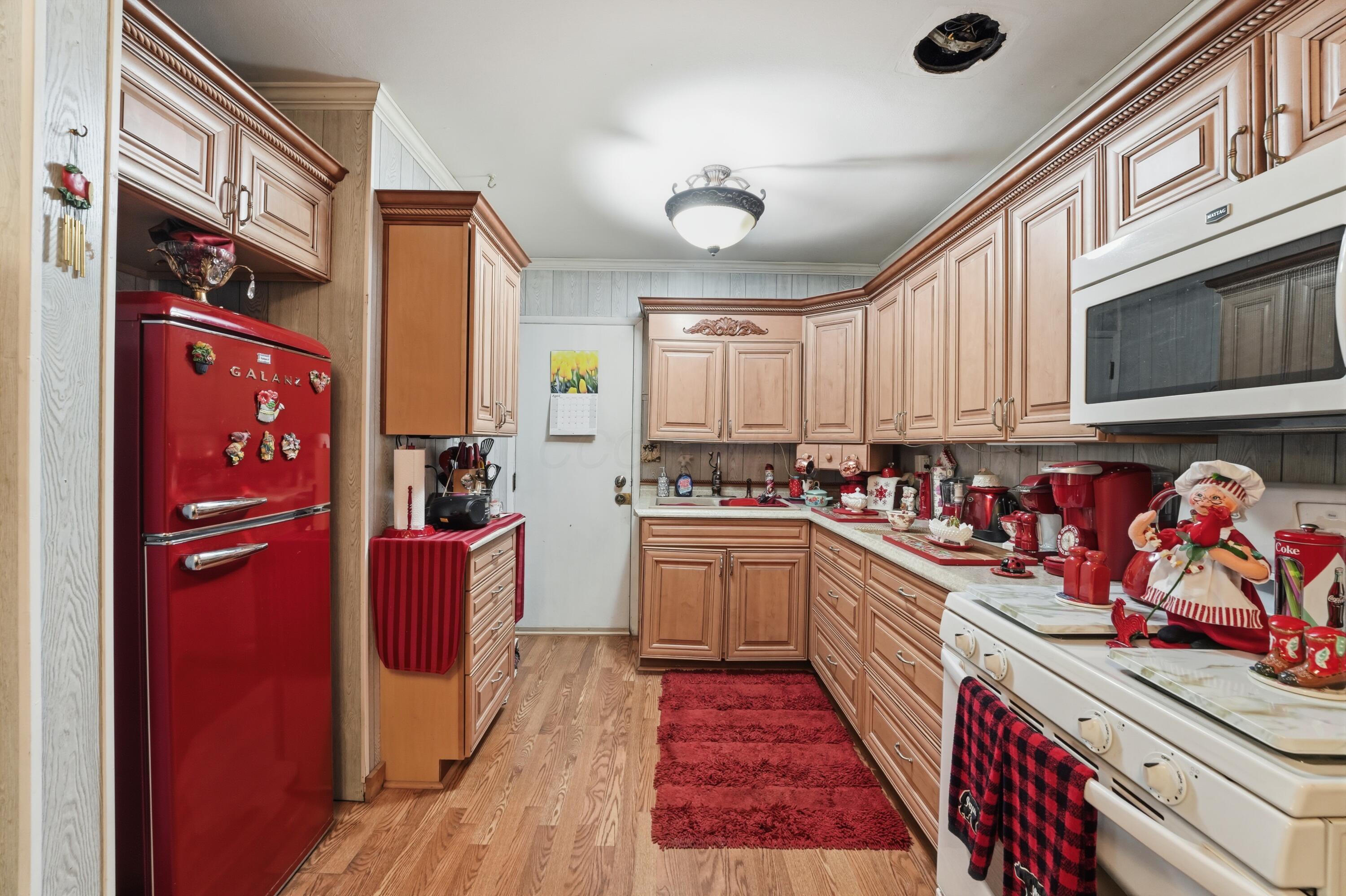 3532 Tremaine Road Columbus, OH 43232 - Photo 8 of 26 Gallery Image 8