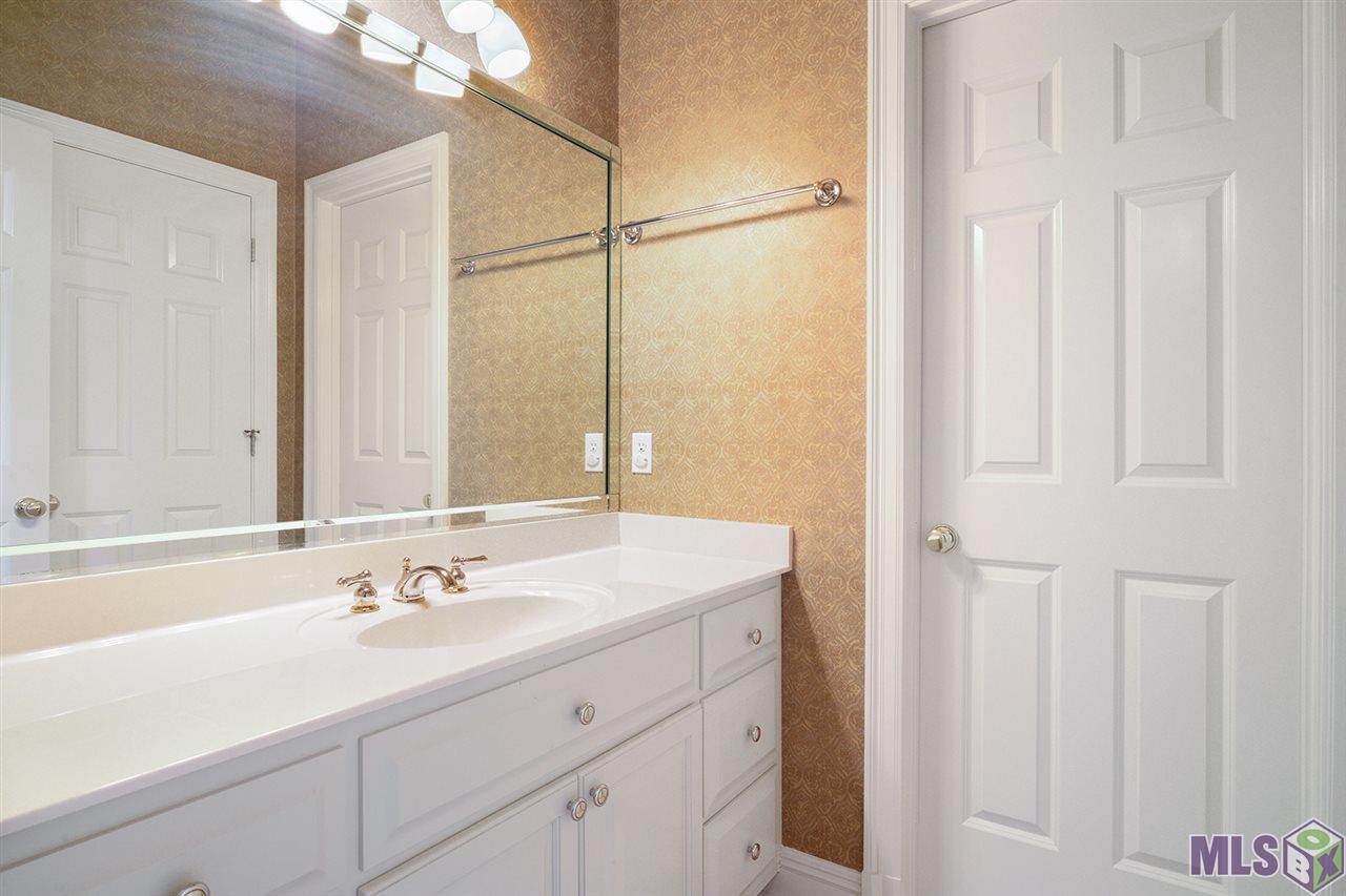 17809 British Lane Baton Rouge, LA 70810 - Photo 18 of 24 Bath
