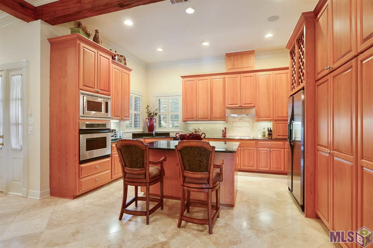 17809 British Lane Baton Rouge, LA 70810 - Photo 9 of 24 Kitchen