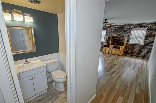 $277,000 | 136 Linda Court, Gretna, LA 70053