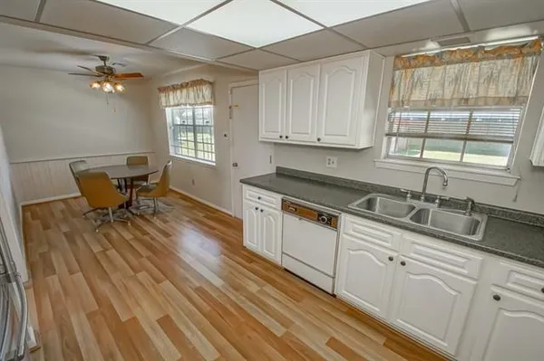$277,000 | 136 Linda Court, Gretna, LA 70053