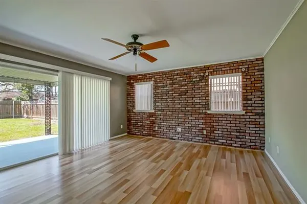 $277,000 | 136 Linda Court, Gretna, LA 70053