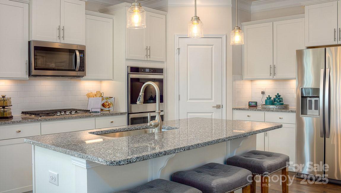12 Fox Cove Road Hendersonville, NC 28792 - Photo 12 of 29 Gallery Image 12