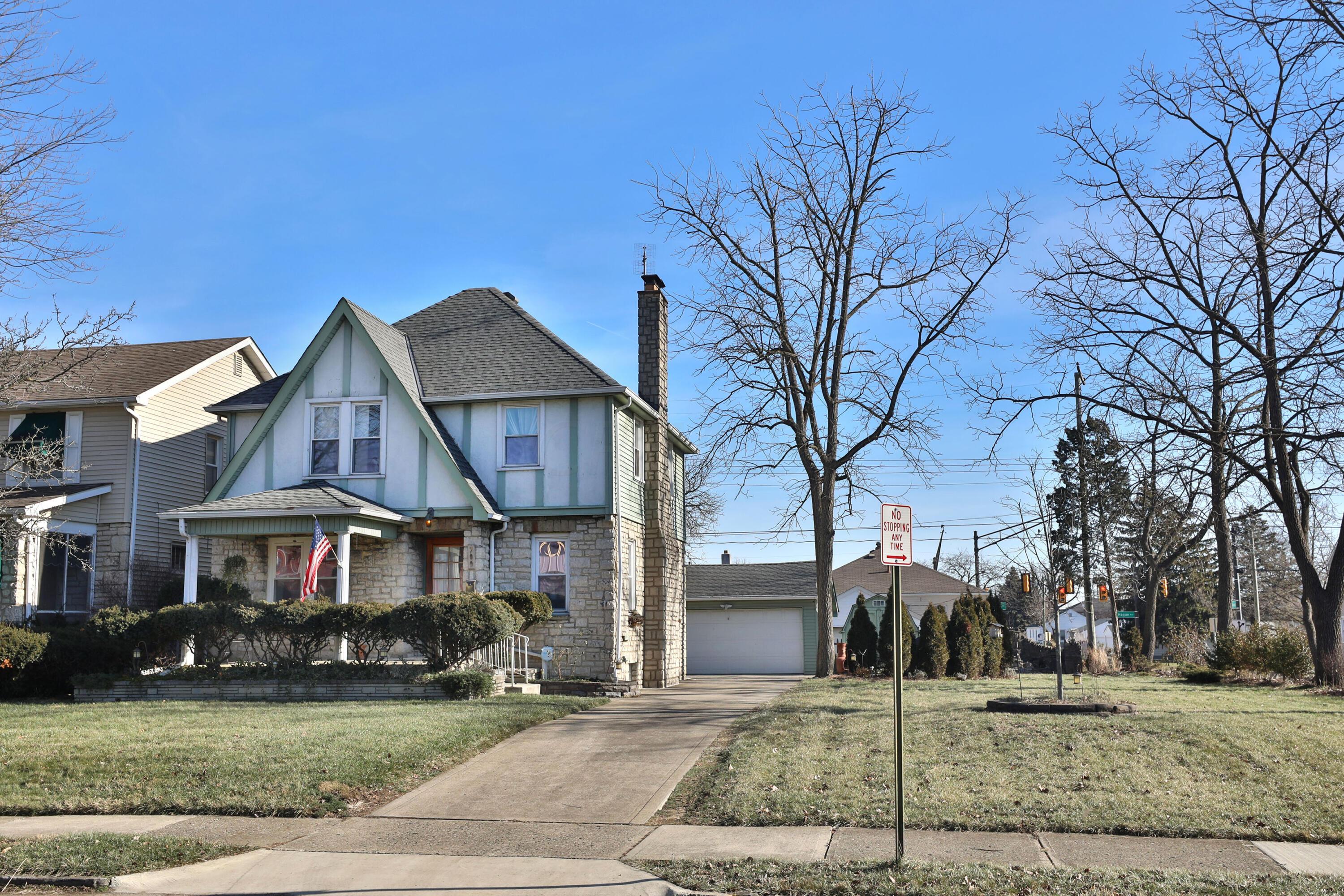 700 Wiltshire Road Columbus, OH 43204 - Photo 2 of 48 700-Wiltshire-02
