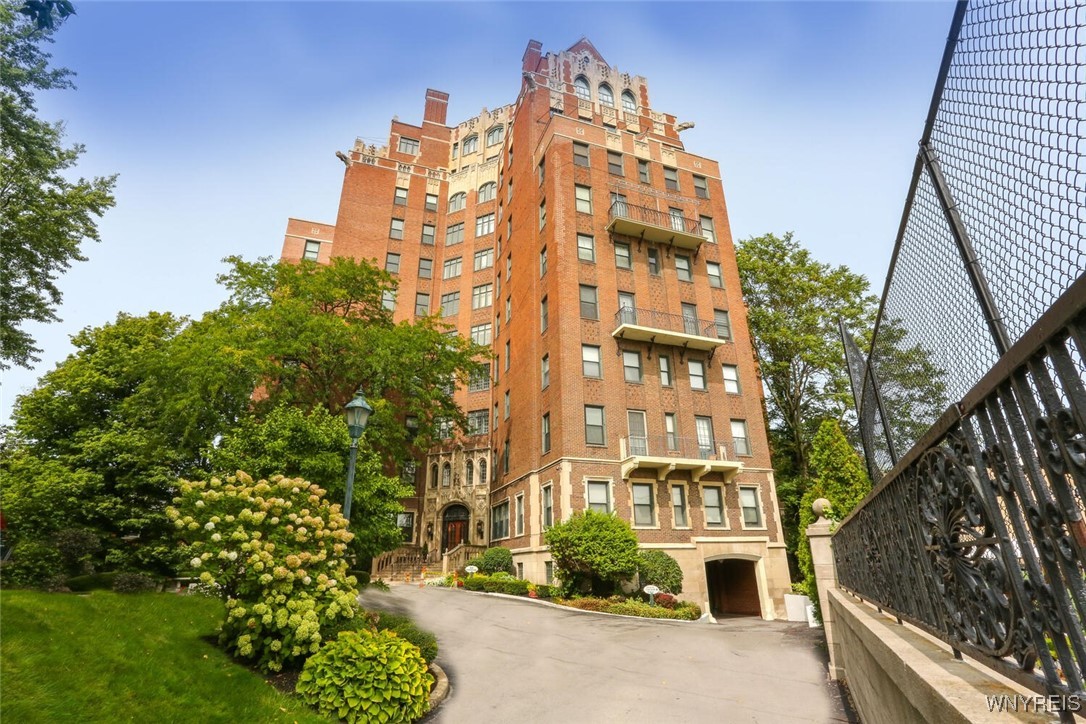 800 West Ferry Street, Unit 5CC Buffalo, NY 14222 - Photo 3 of 14