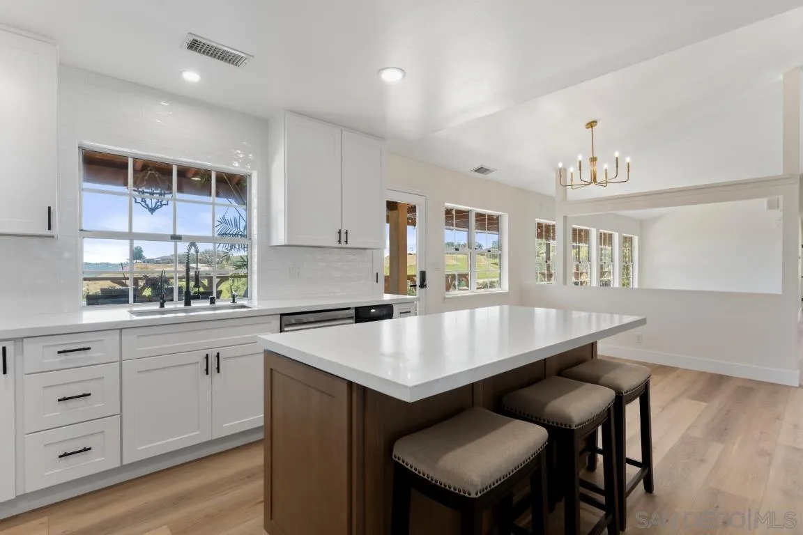4241 Via El Dorado Fallbrook, CA 92028 - Photo 14 of 49