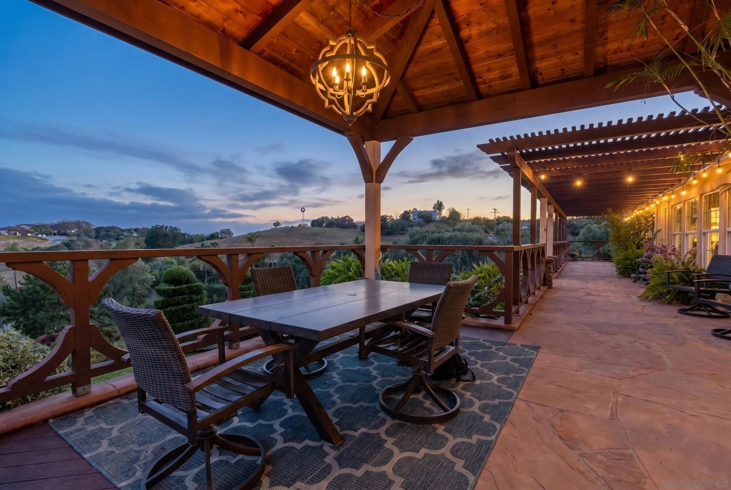4241 Via El Dorado Fallbrook, CA 92028 - Photo 3 of 49